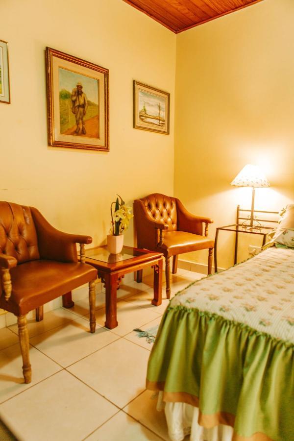 Hotel Santo Domingo อะซุนซิออง ภายนอก รูปภาพ